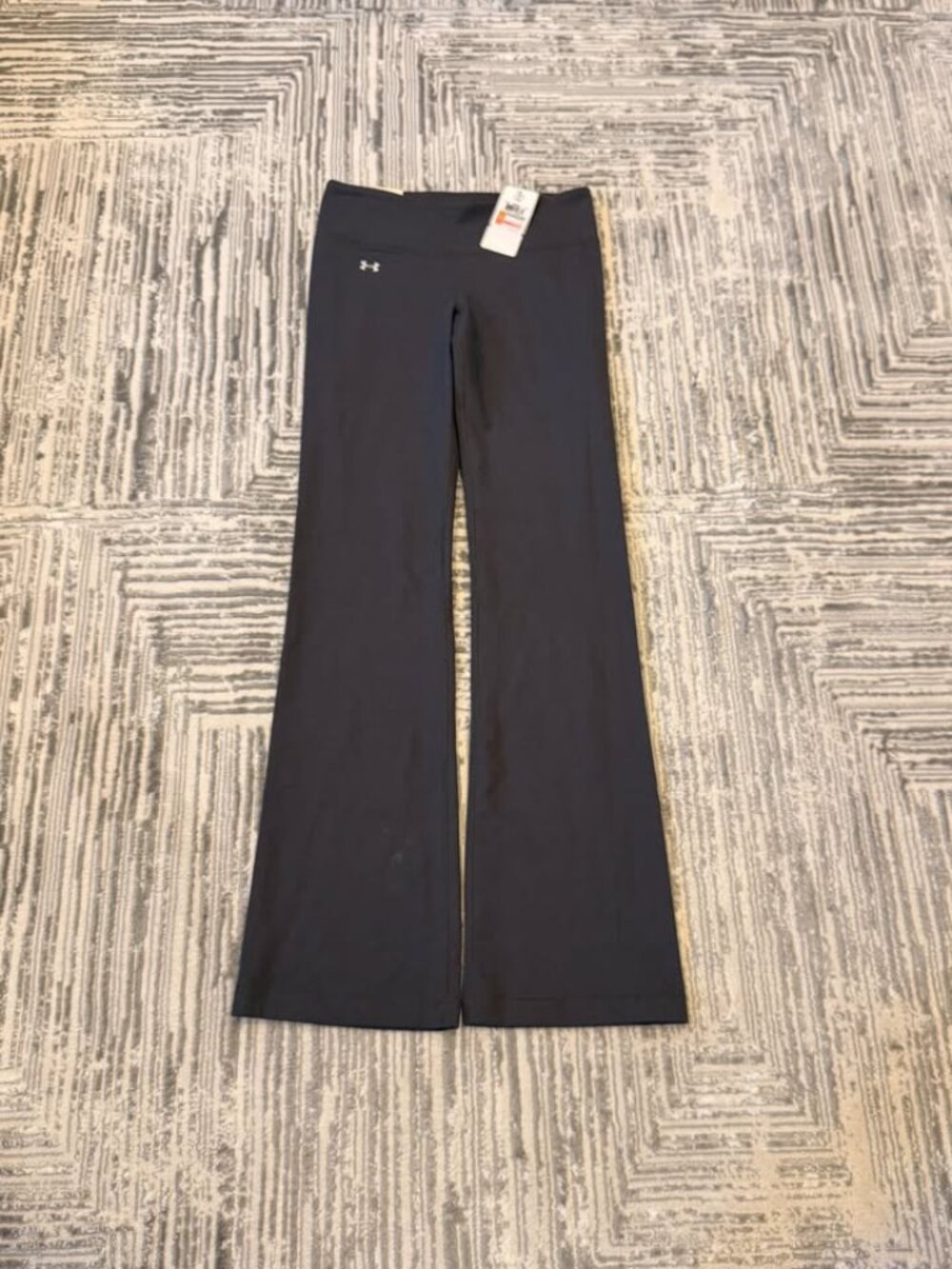 NEW Under Armour women's small (fitted) gray wide-leg yoga pants MSRP $79.99